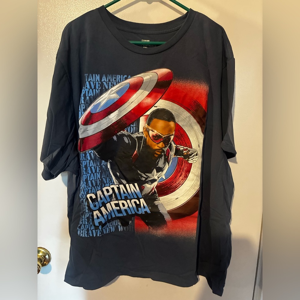 Captain America Graphic T-Shirt Men’s 3XL